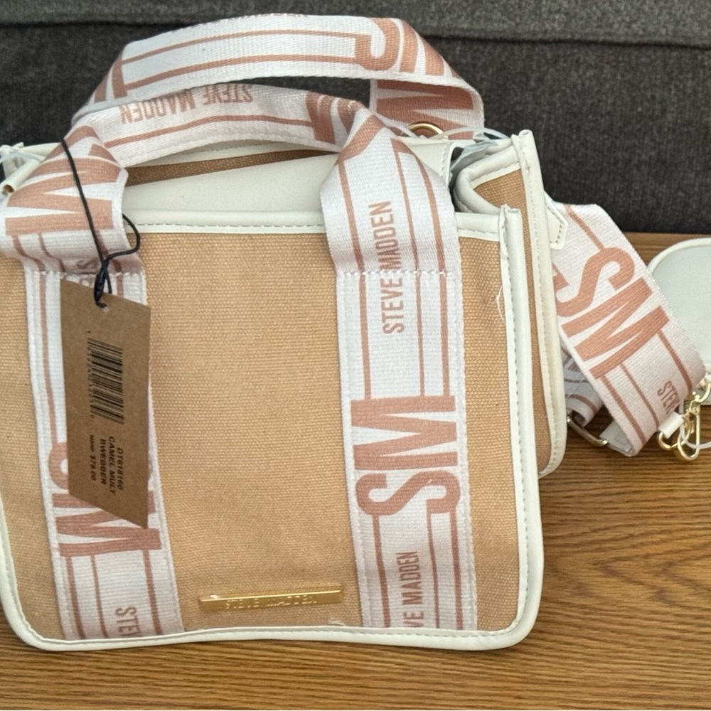 Steve Madden BWEBBER Satchel Crossbody Bag AirPod Case Camel Tan Cream NWT
